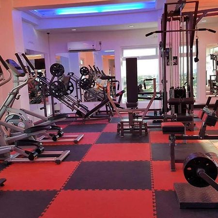 2Br Condo At Kandi Tower 2 Angeles Luaran gambar