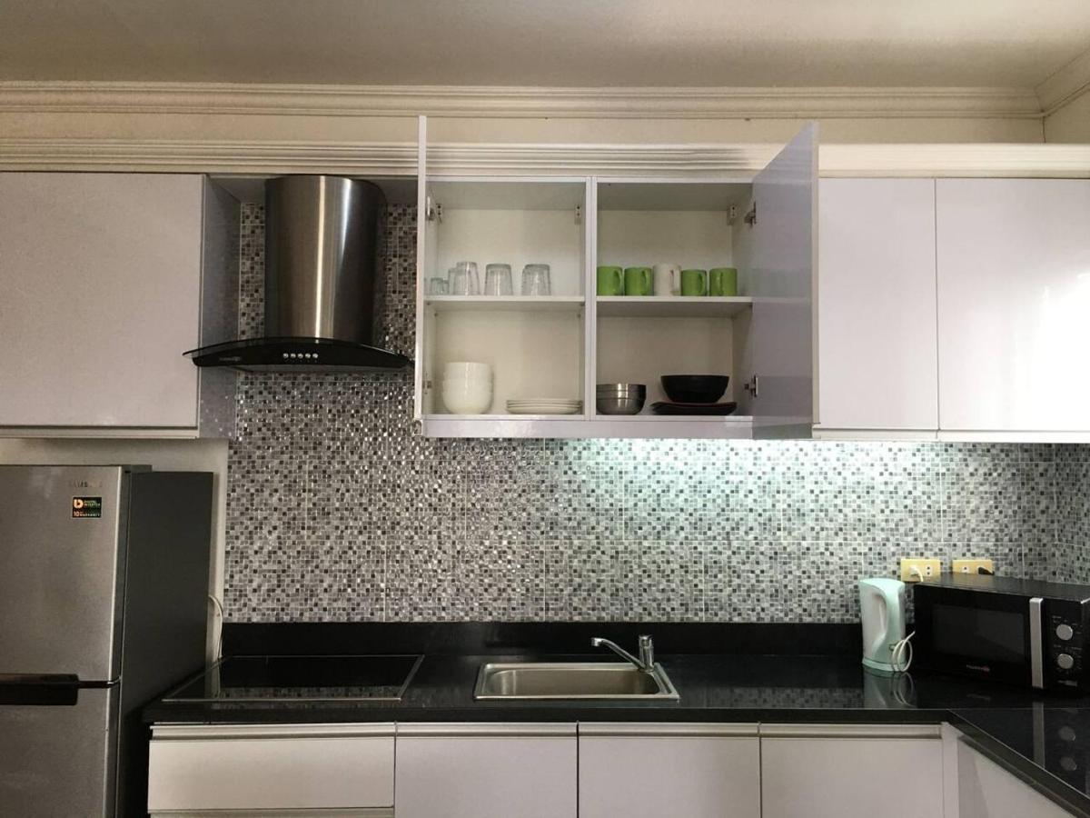 2Br Condo At Kandi Tower 2 Angeles Luaran gambar
