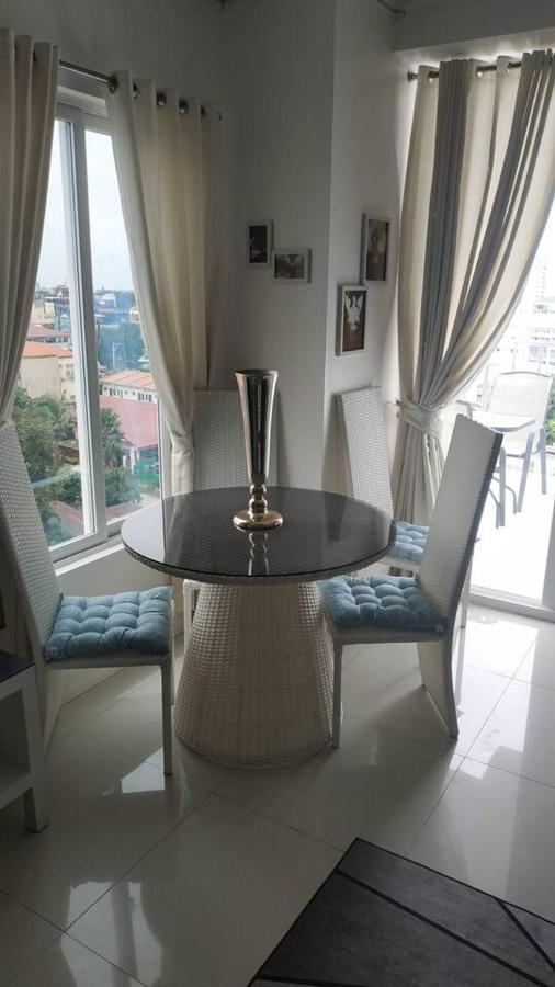 2Br Condo At Kandi Tower 2 Angeles Luaran gambar